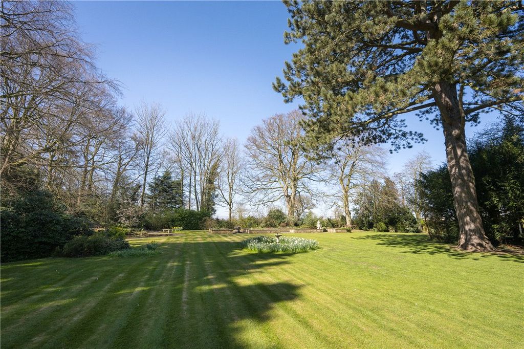 Property photo 3 of 15 Picture No. 21