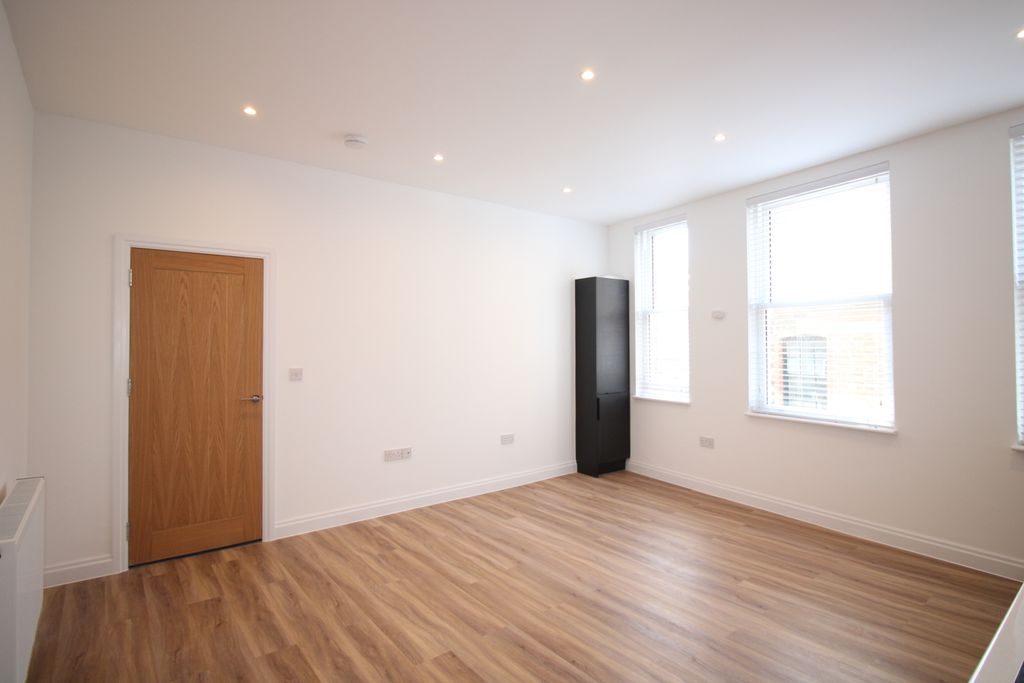 Property photo 2 of 4
