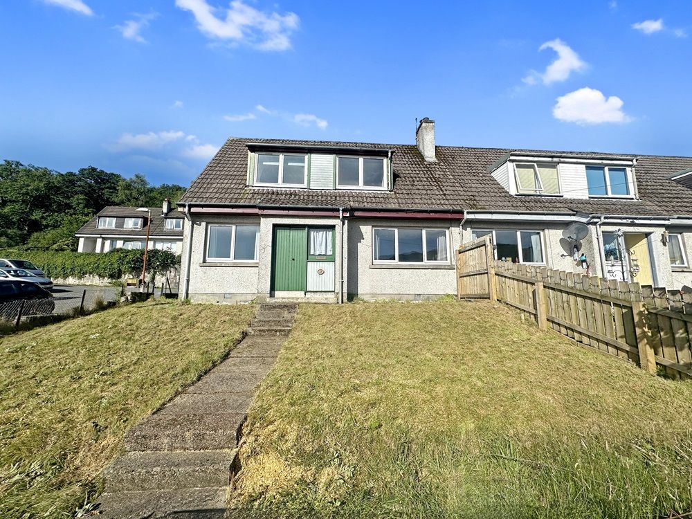 Property photo 2 of 40