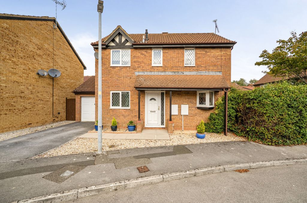 Property photo 1 of 12 151299410