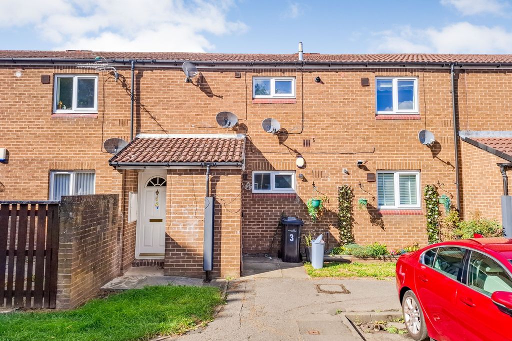 Property photo 1 of 17 4 Miniott Walk, Hemlington, Middlesbrough, Cleveland, Ts8 9Na