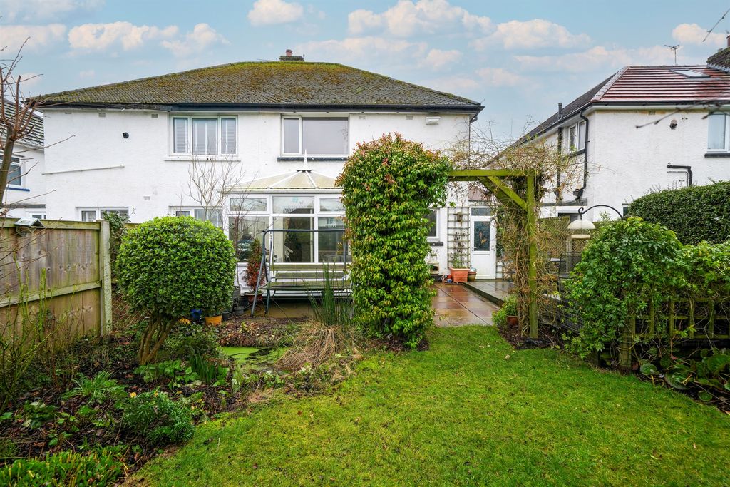 Property photo 2 of 15