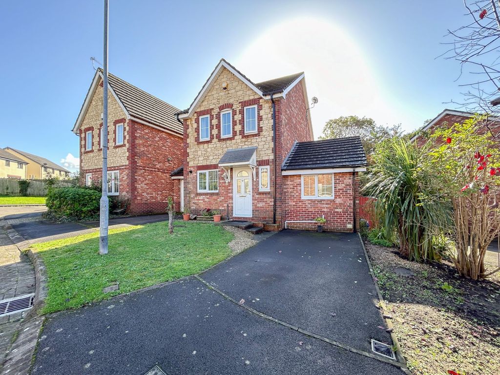 Property photo 1 of 25