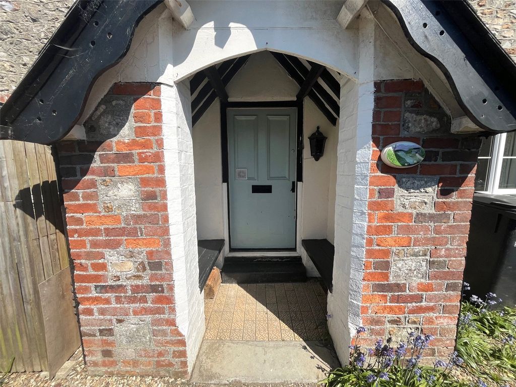 Property photo 2 of 21 Picture No. 52