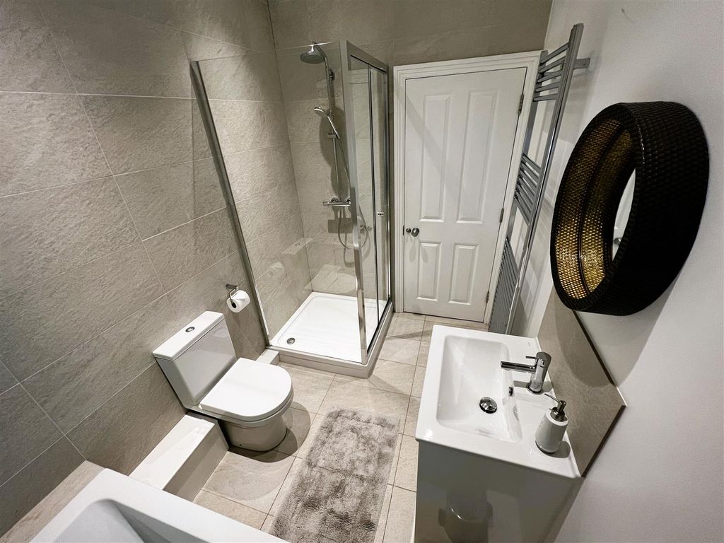 Additional image 17 of 4 bed property to rentSeven Sisters Road, St. Lawrence, Ventnor PO38