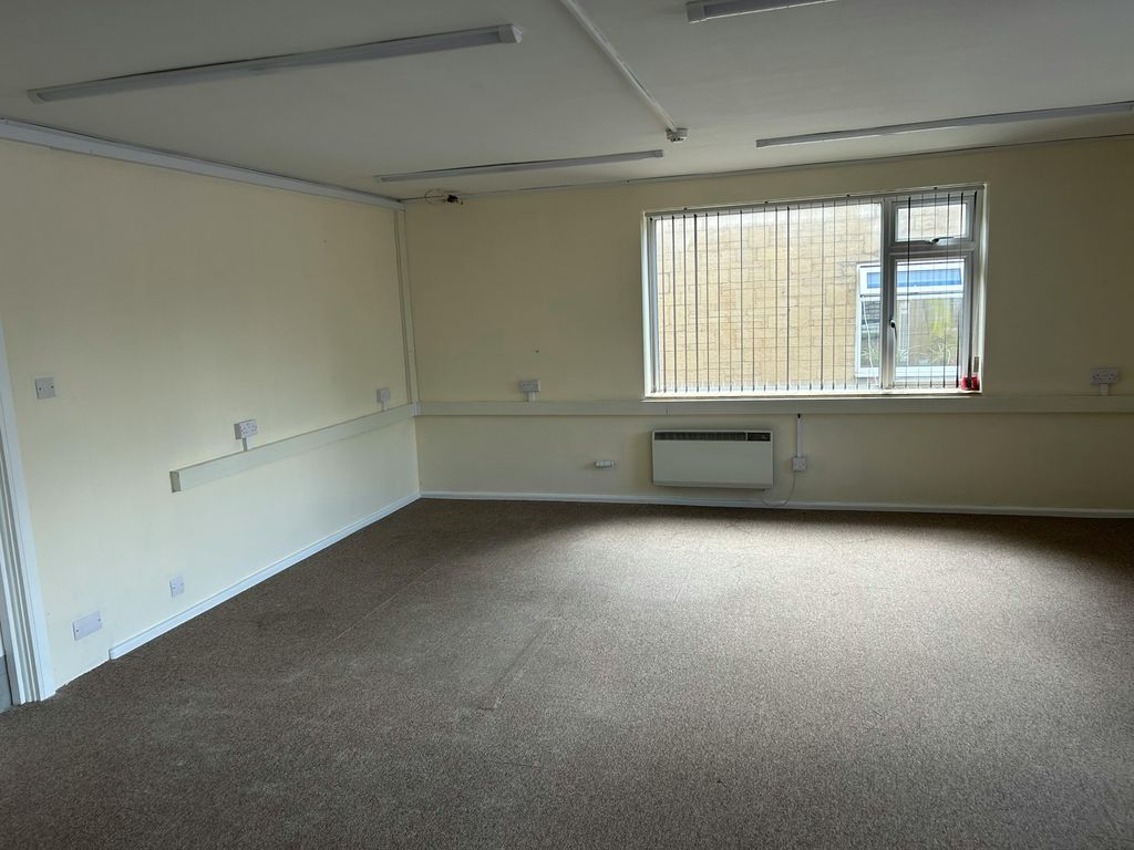 Property photo 3 of 4 Img_1691.Jpg