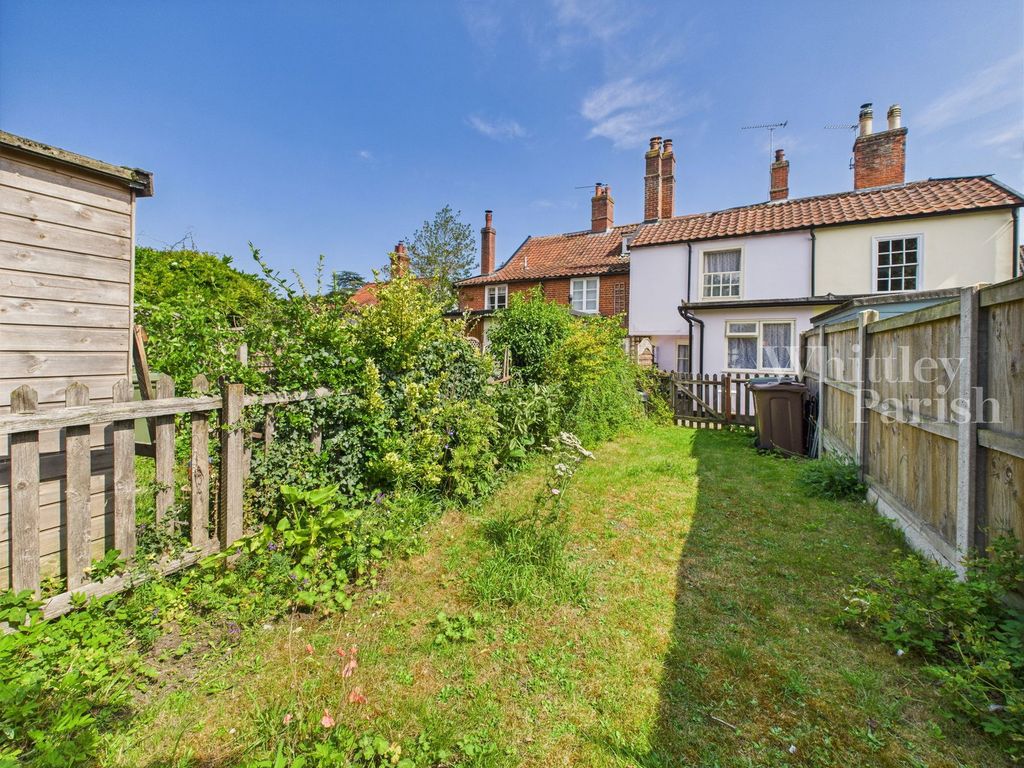 Property photo 2 of 12