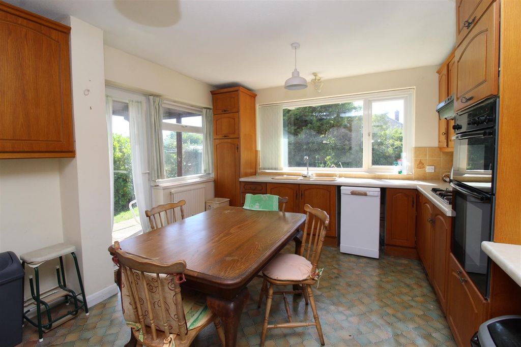 Property photo 3 of 20 Img_2206.Jpg