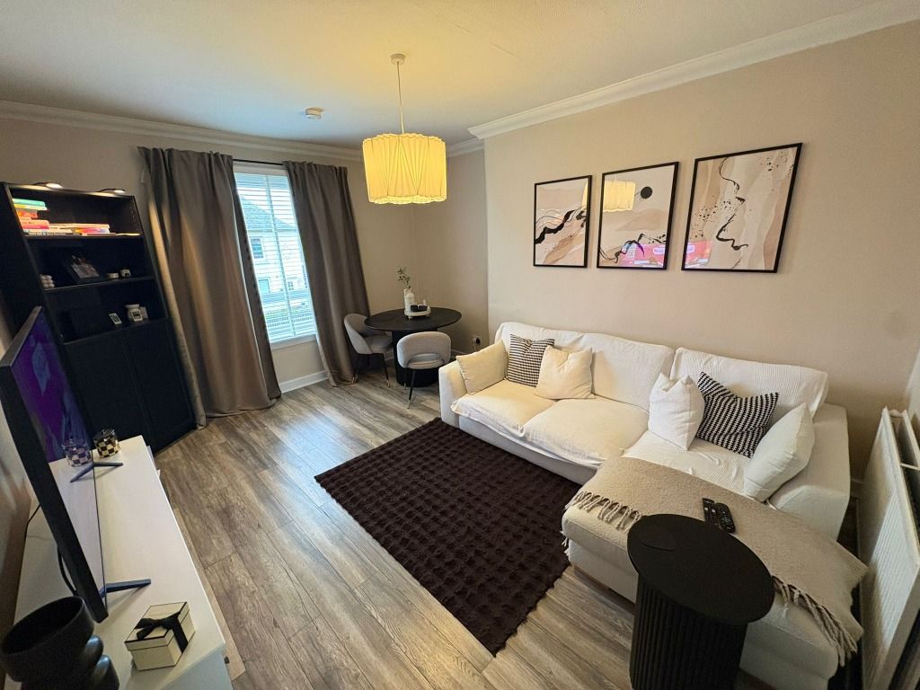 Property photo 3 of 9 Photo 3