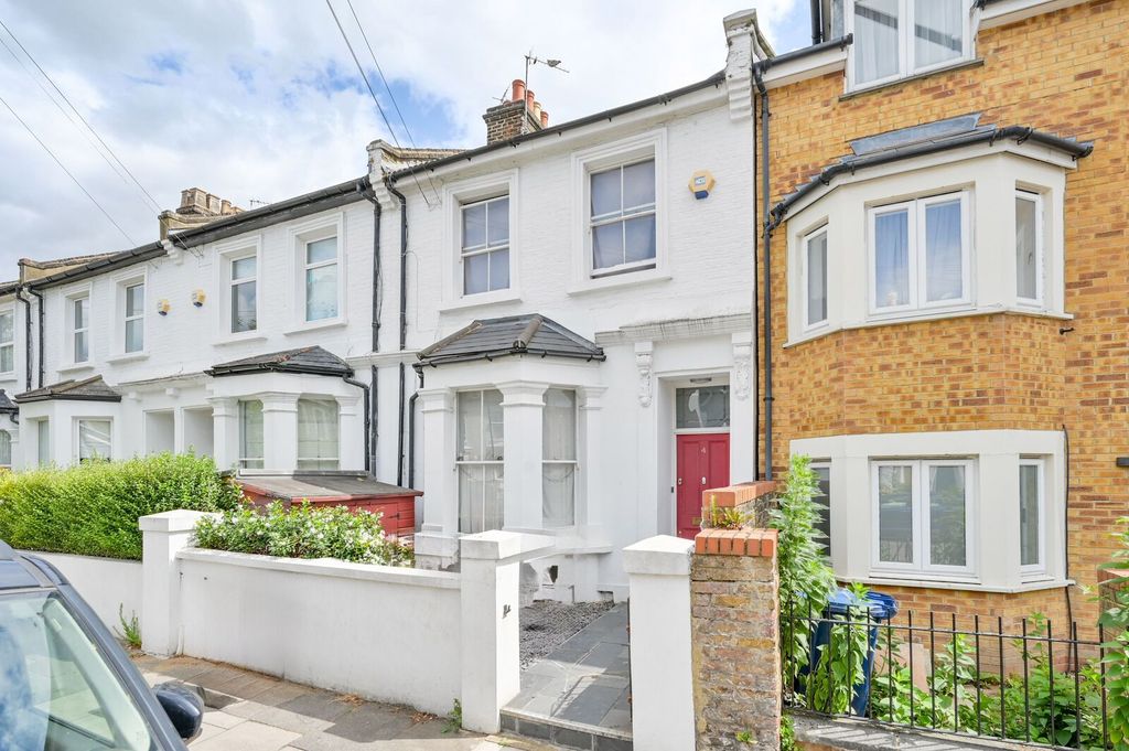 Property photo 1 of 12