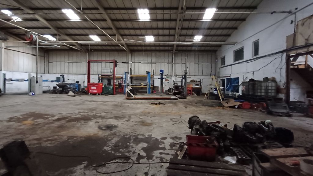 Property photo 2 of 5 Photo 2