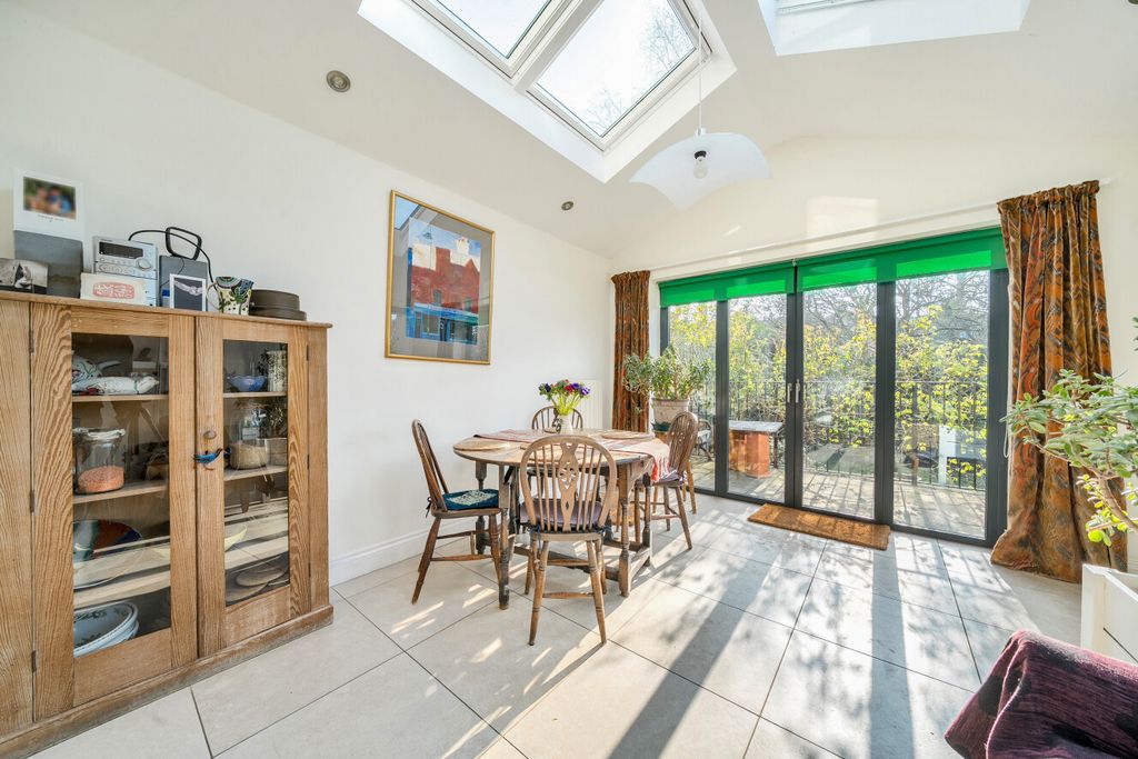 Property photo 2 of 21 1418682-10-69A865...