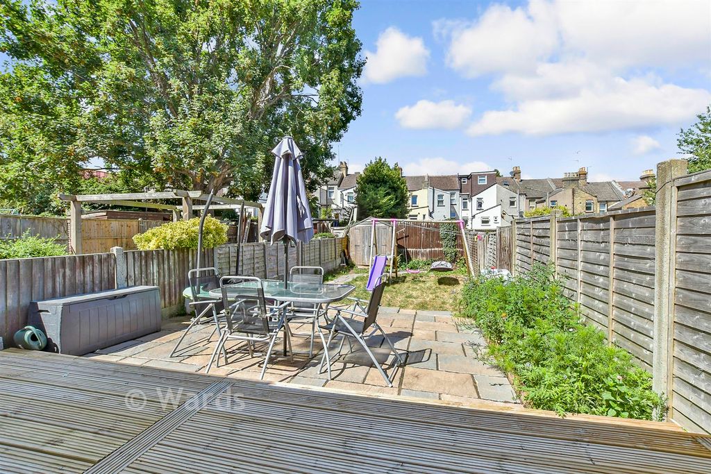 Property photo 1 of 10 Rear Garden
