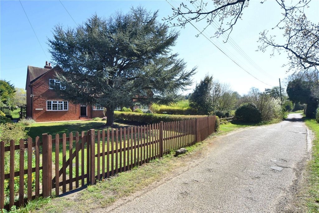 Property photo 3 of 22 Picture No. 02