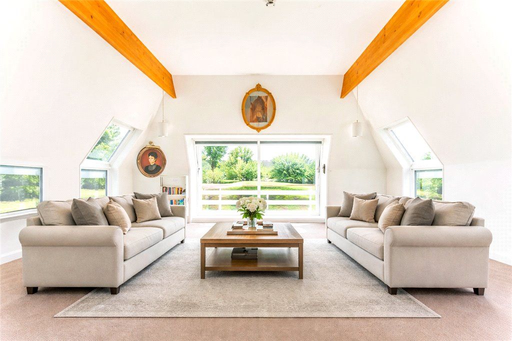 Property photo 2 of 33 Picture 3