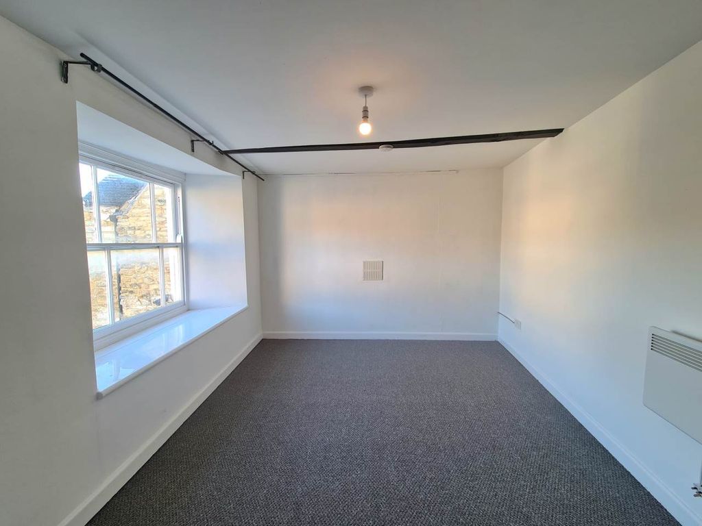 Property photo 3 of 12 3 Morley B2