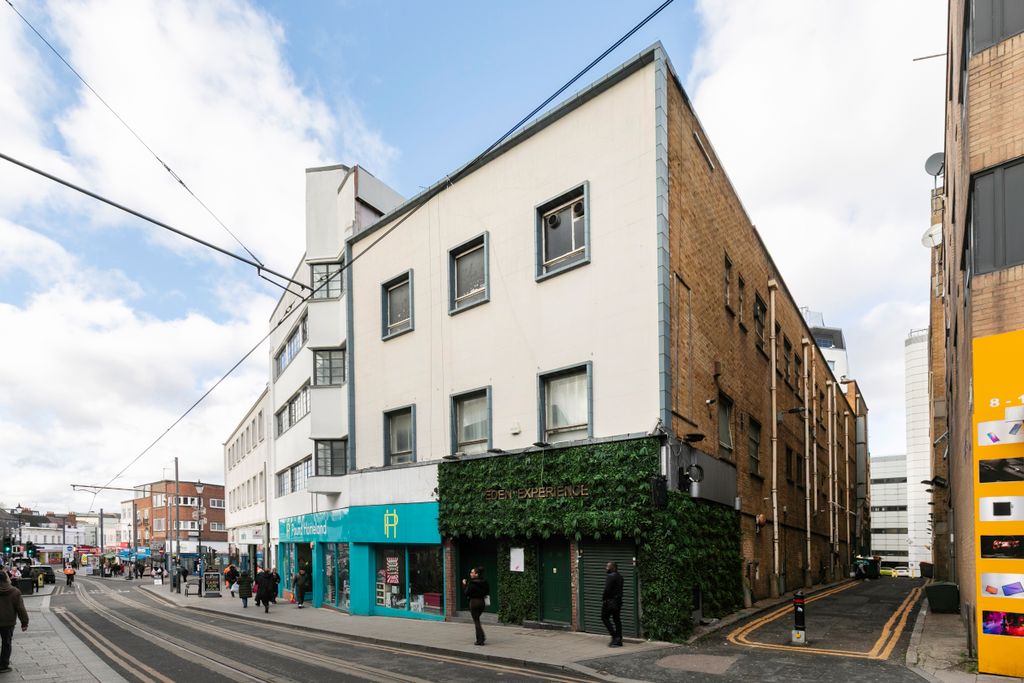 Property photo 2 of 4