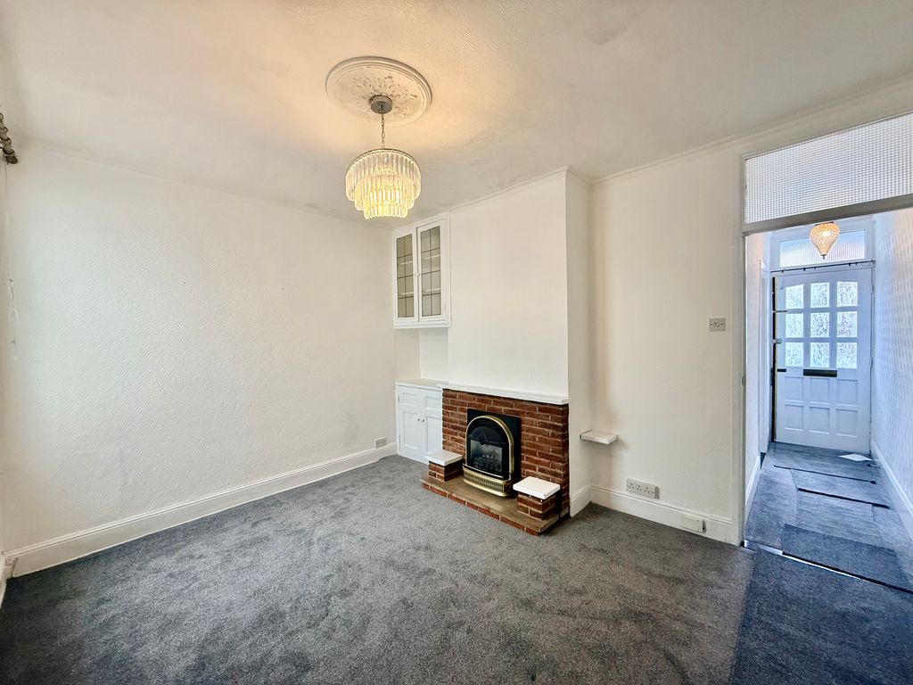 Property photo 3 of 10 Image