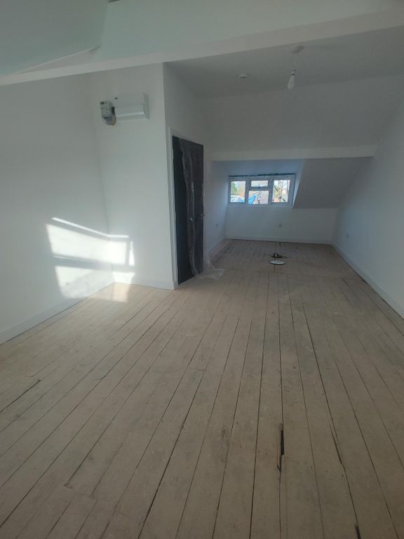 Property photo 3 of 7 Https://Cdn.Rmcloud.Online/Rmc-Temp-Live/Blackstone/d5Eff4Bc8d2c29212F57753ce29Ccfd1.Jpg