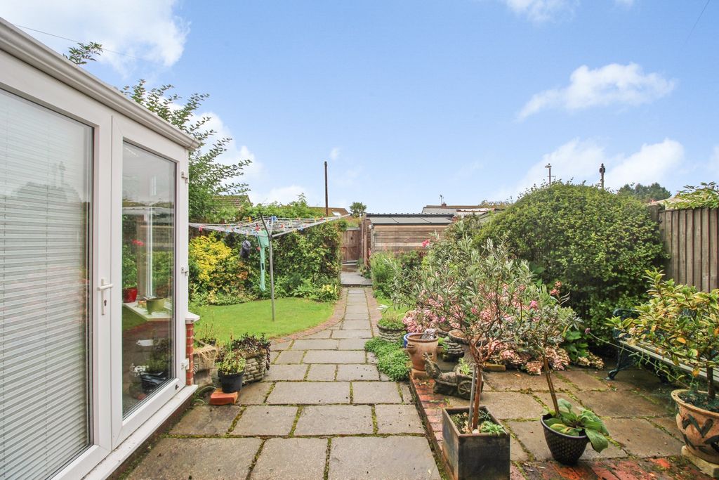 Property photo 2 of 15 2481943