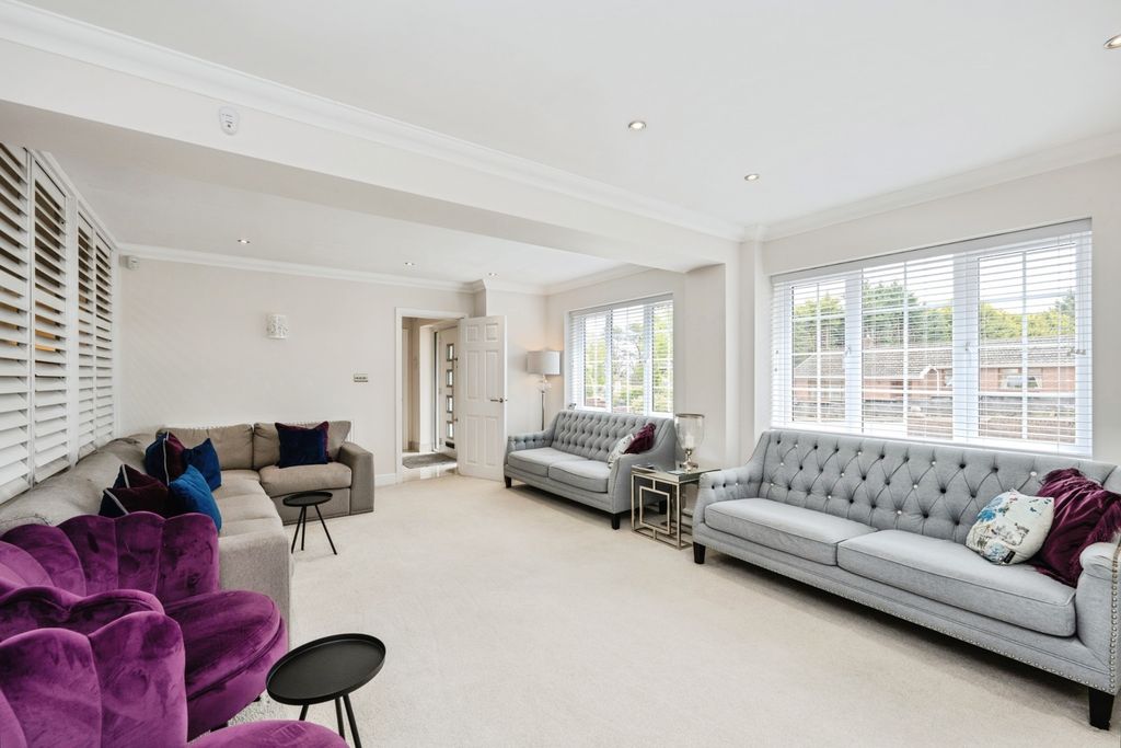 Additional image 6 of 5 bed detached house for saleHendre Road, Llangennech, Llanelli, Carmarthenshire SA14