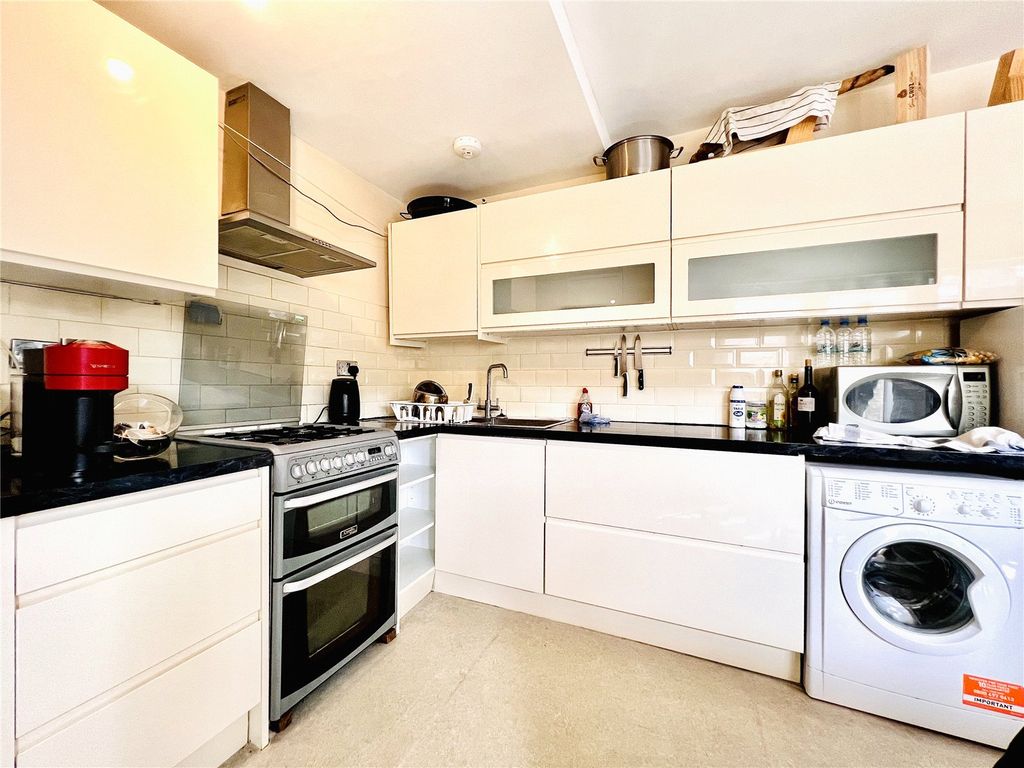 Property photo 2 of 10 Picture No. 02