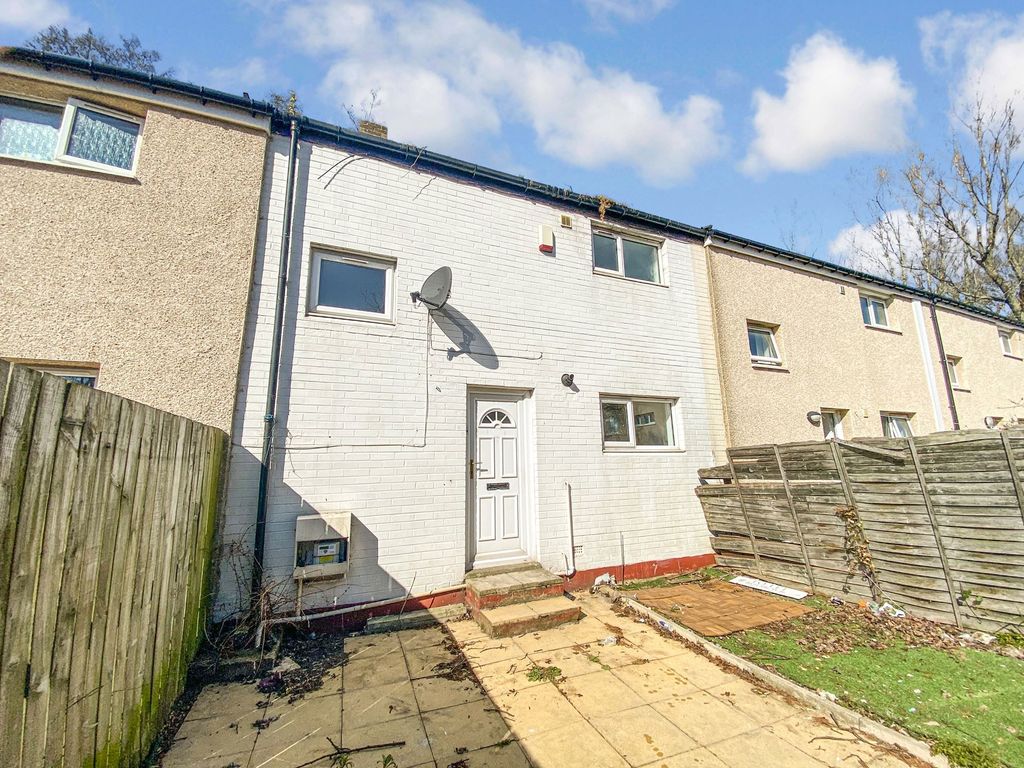 Property photo 1 of 8