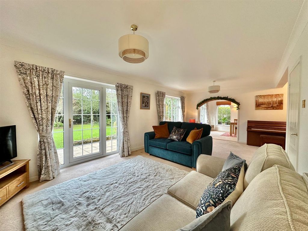 Property photo 2 of 45 Img_2725.Jpg