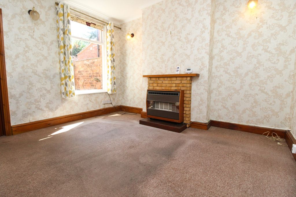 Property photo 3 of 13