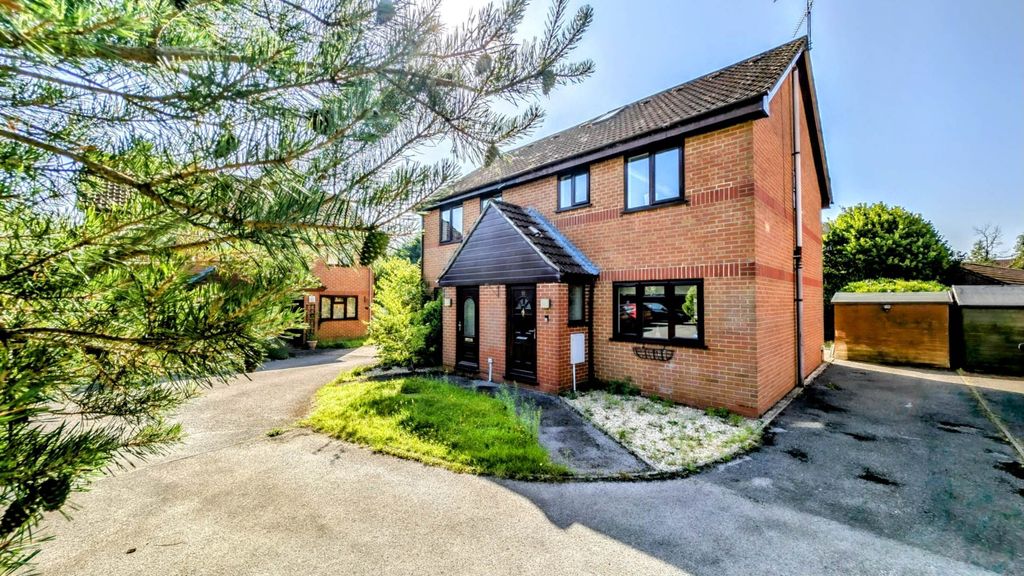 Property photo 1 of 13