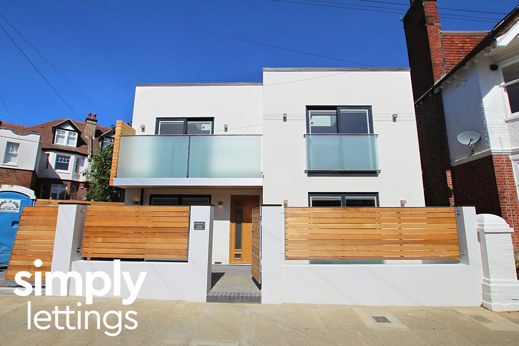 Property photo 1 of 19 Photo 18