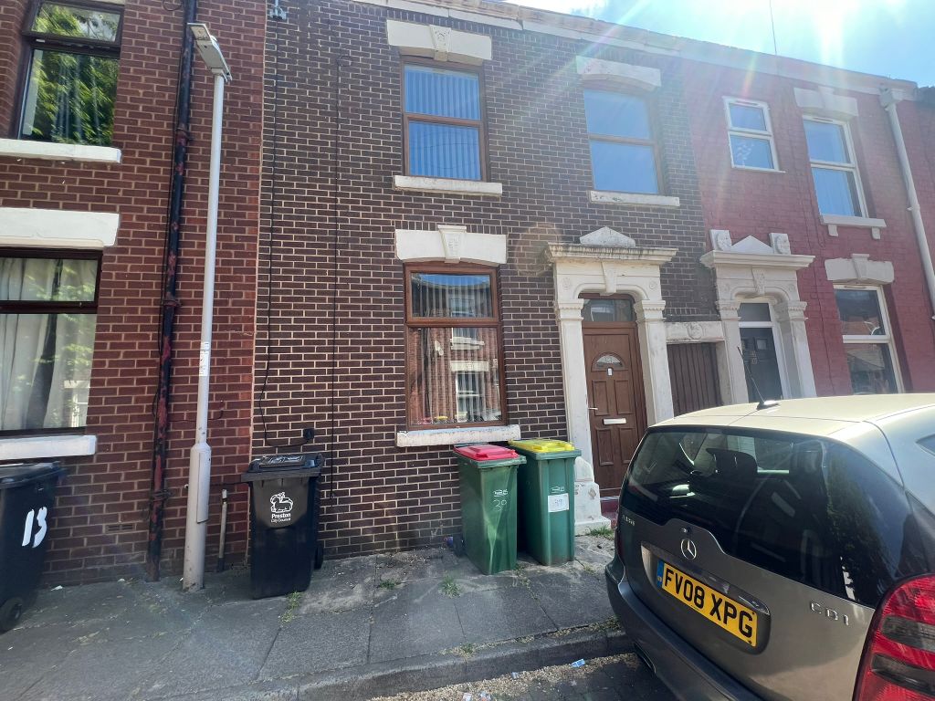 Property photo 1 of 10