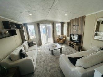 Property photo 1 of 7 - Pemberton Avon For Sale