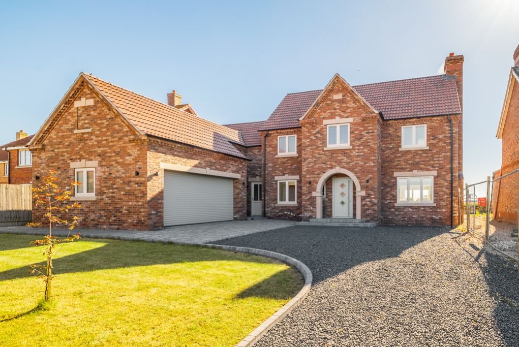 Property photo 1 of 33 Plot 2, Girls School Lane (Butterwick)-5
