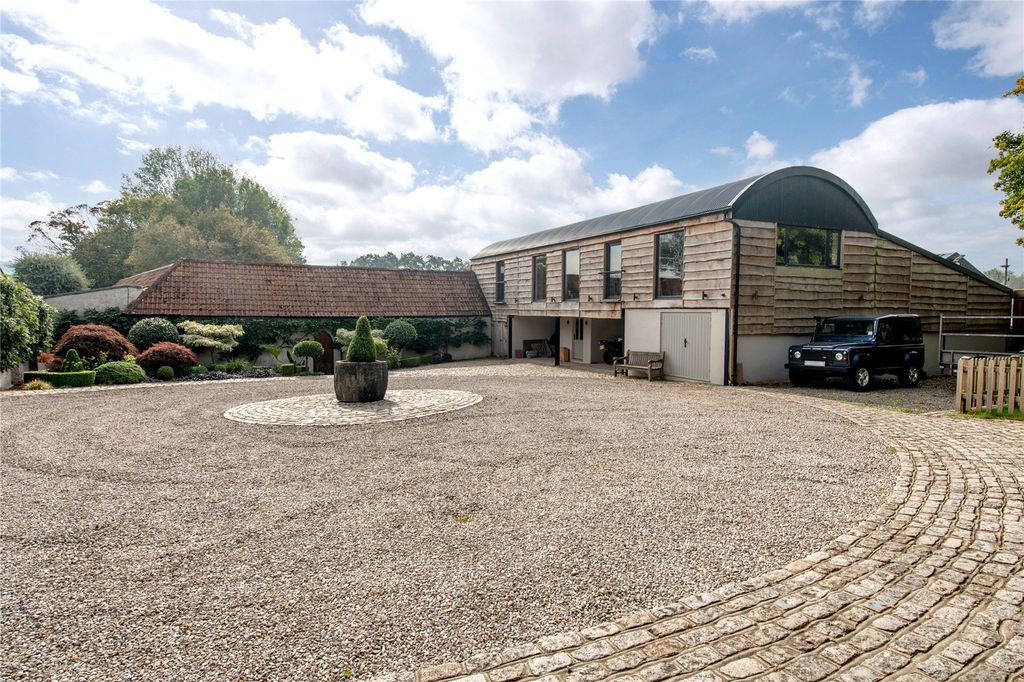 Property photo 3 of 37 Picture No. 88