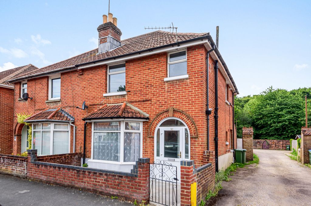 Property photo 1 of 16 872249 (1).Jpg