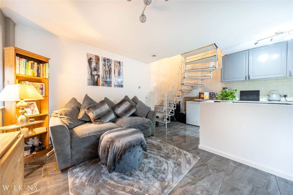 Property photo 2 of 20 Picture No. 07