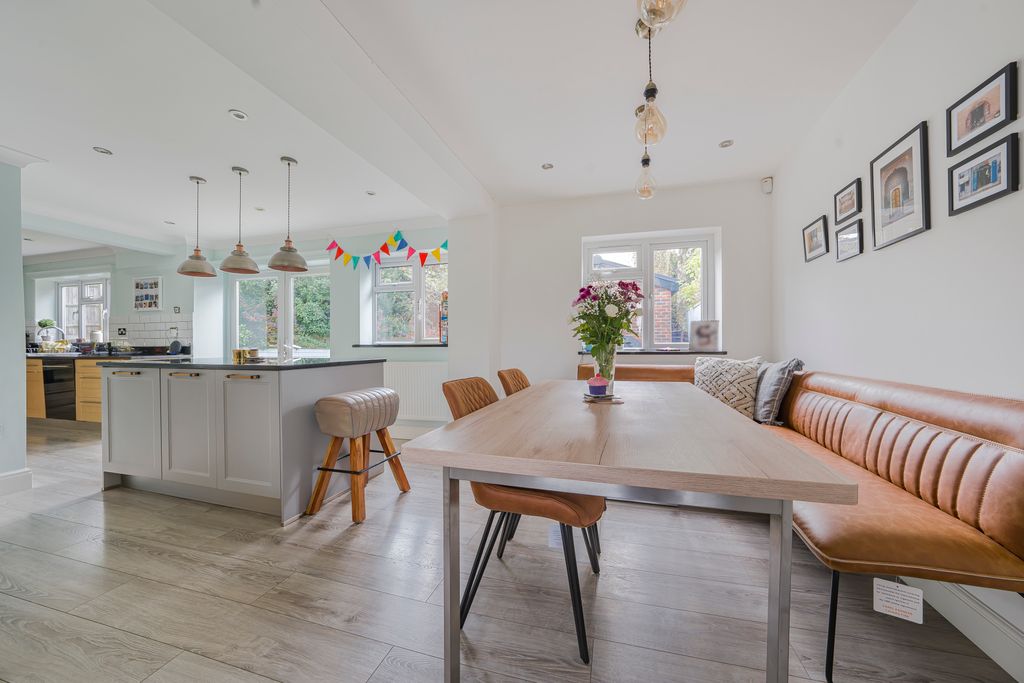 Property photo 2 of 24 Dsc02238