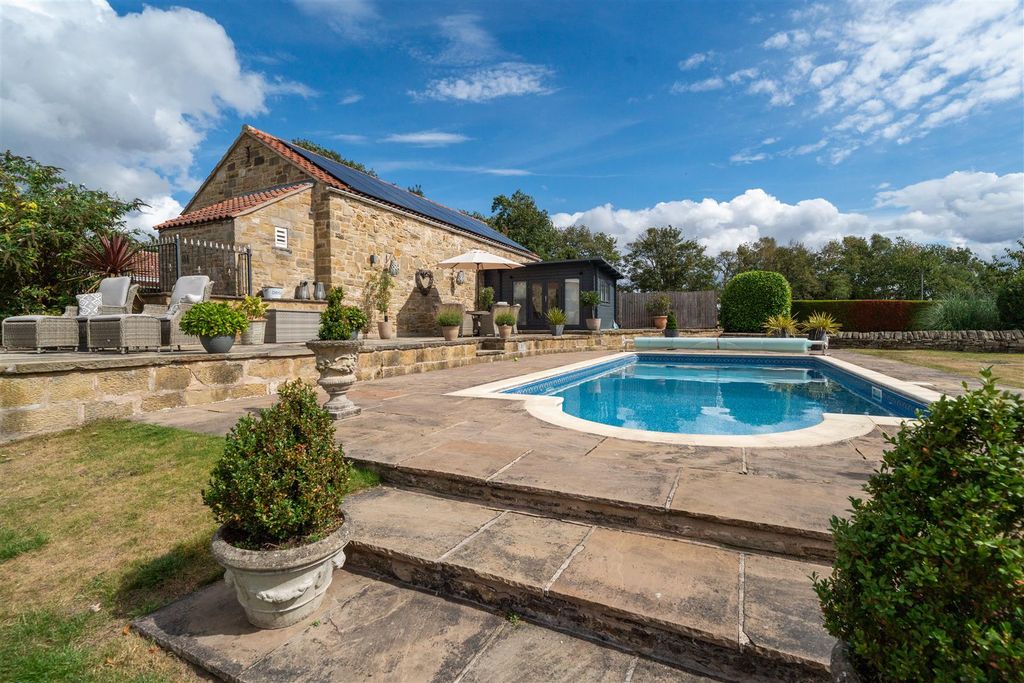 Additional image 94 of 7 bed detached house for salePark Hall, Parkhall Lane, Spinkhill, Sheffield S21