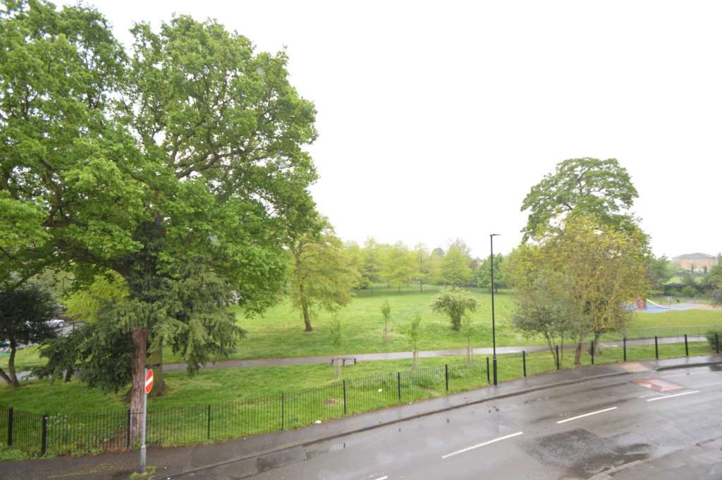 Property photo 2 of 5