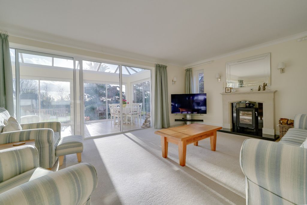 Property photo 3 of 29 3126205