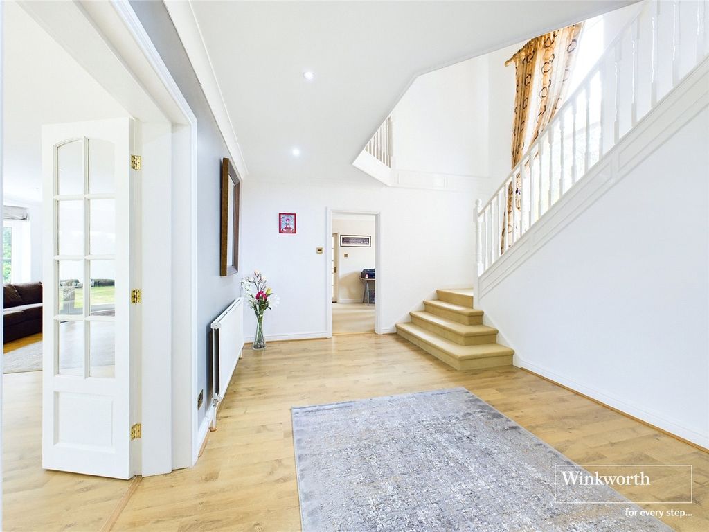 Property photo 2 of 28 Picture No. 41