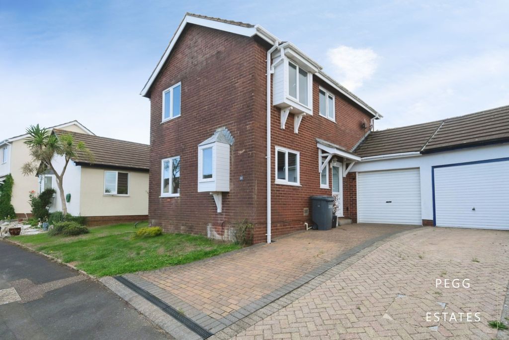 Property photo 1 of 31