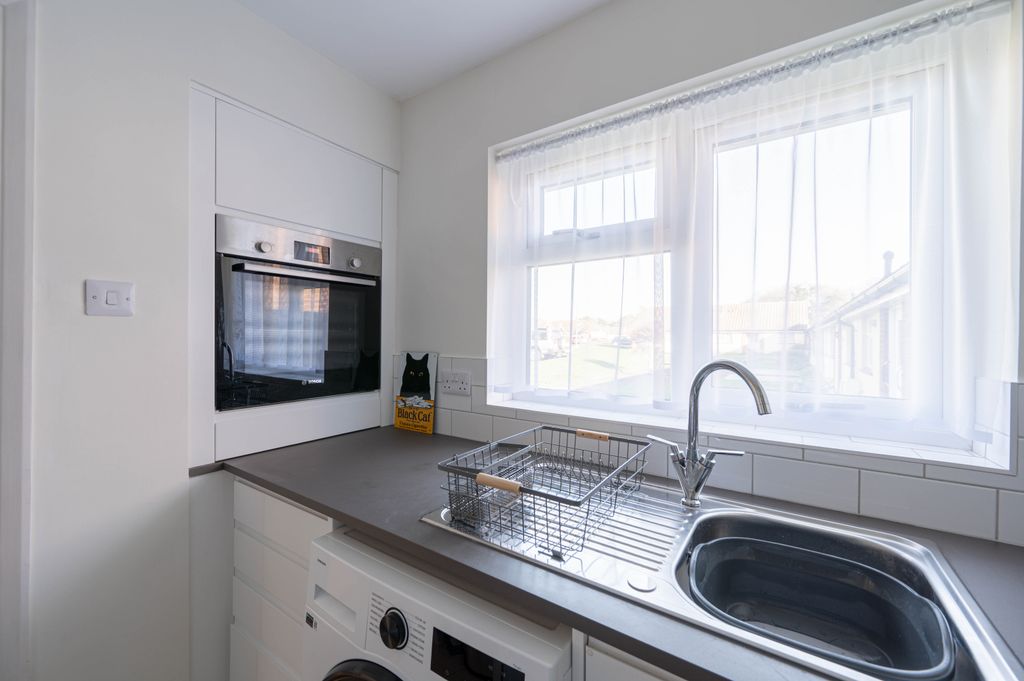 Property photo 3 of 8 Dsc_5912-Hdr