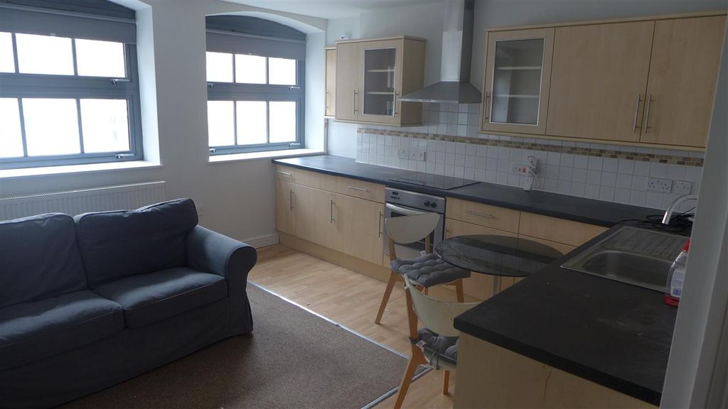 Property photo 2 of 4