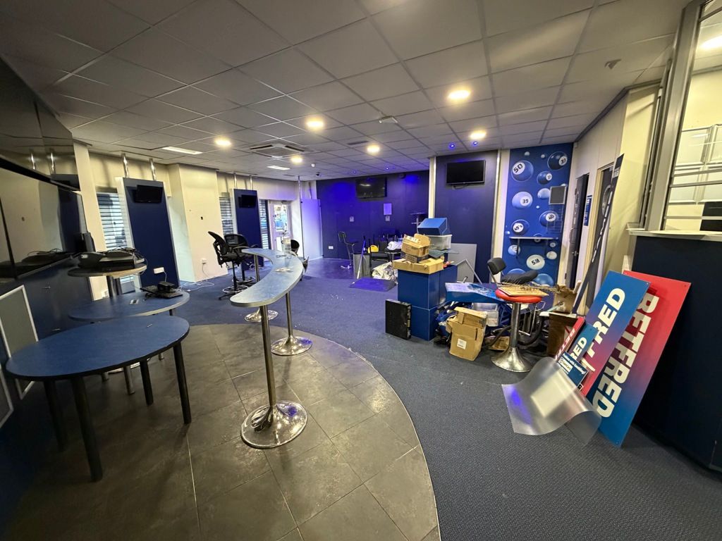 Property photo 2 of 8 Photo 2