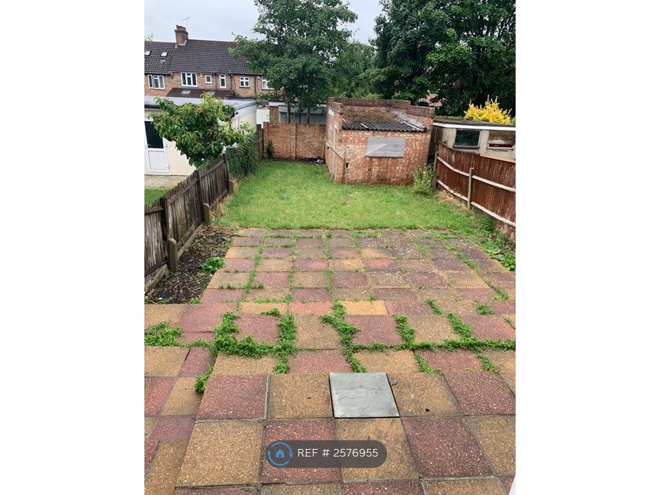 Property photo 2 of 12 Back Garden