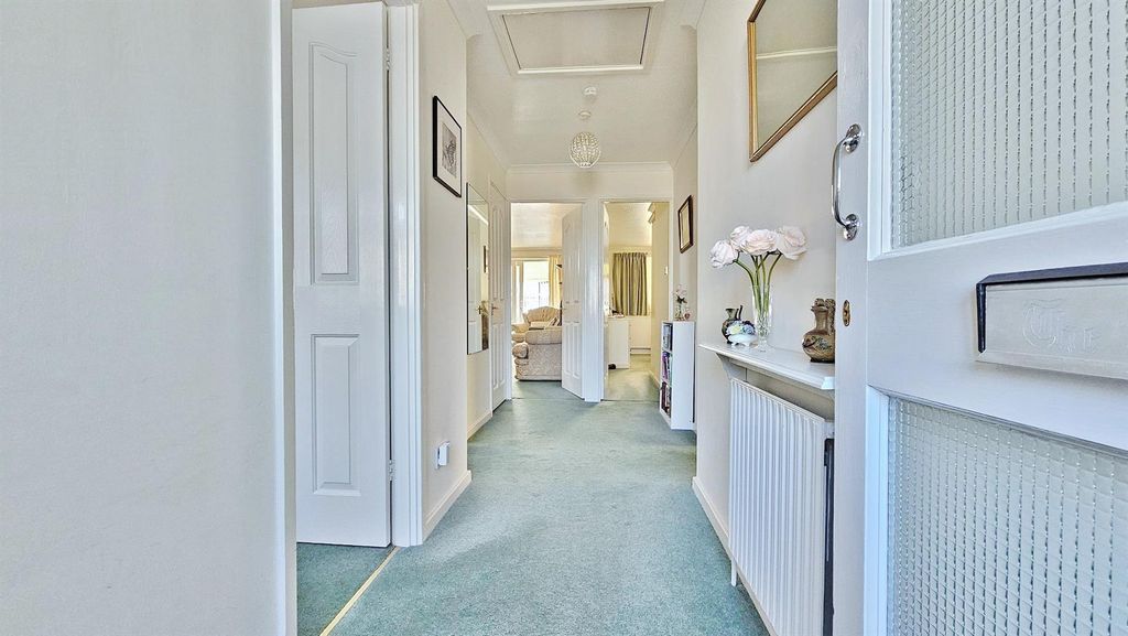 Property photo 3 of 19 Hallway