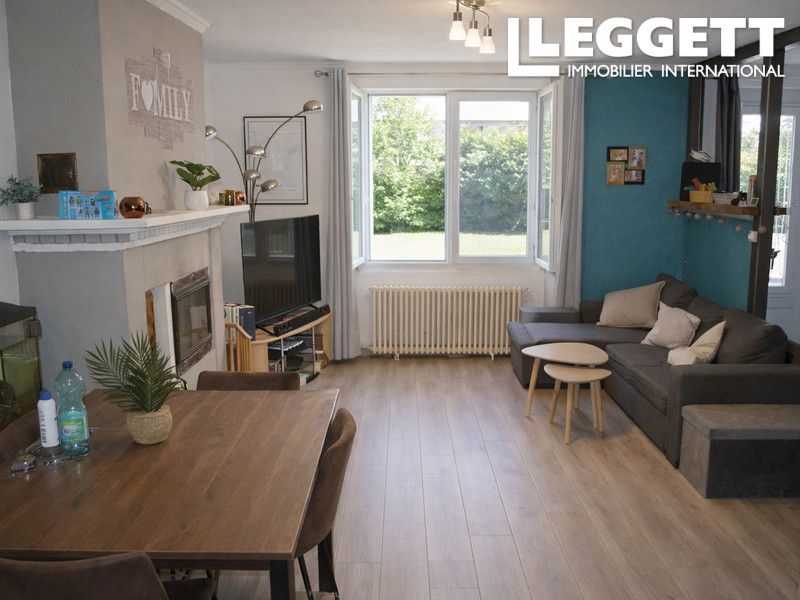 Property photo 2 of 10