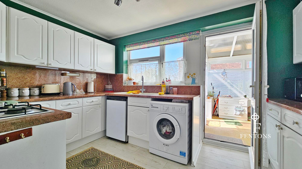 Property photo 2 of 17 Kitchen